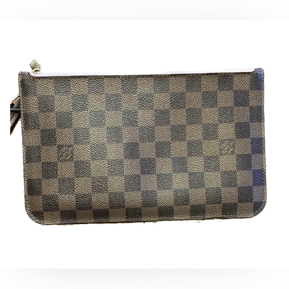 Louis Vuitton Neverfull Pouchette